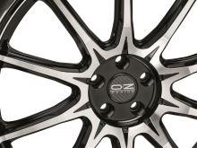 Alu disk OZ Perform. SUV-Offroad HYPER XT HLT 9.5x22, 5x112, 66.5, ET24 GLOSS BLACK (5)